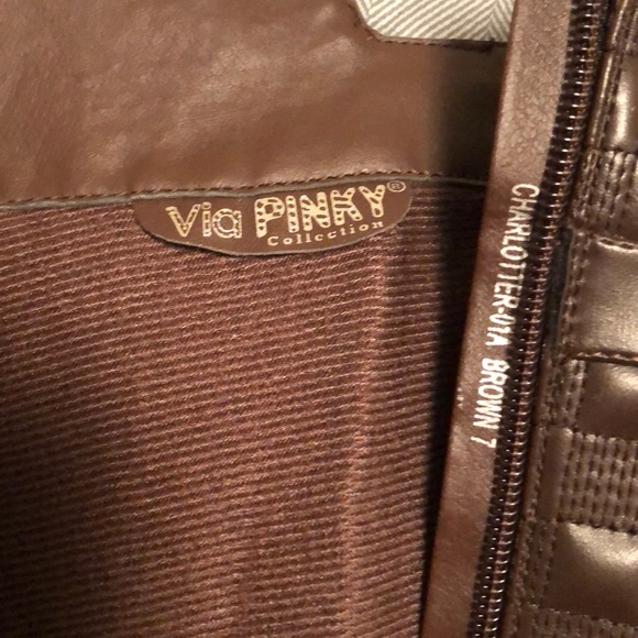 Brown boots just below the knee - Picture 5 of 5